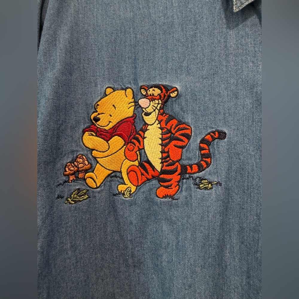 DISNEY Vintage Winnie the Pooh Denim Jean Button Up- Size M - Picture 4 of 6